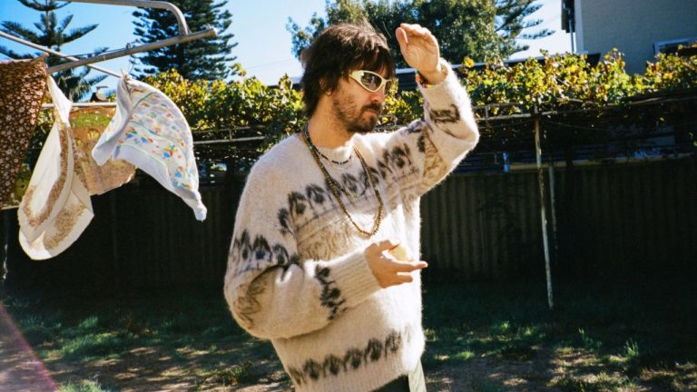 13 Albums Essentiels à Écouter Maintenant : Tame Impala, Sudan Archives et D’autres Révélations Musicales