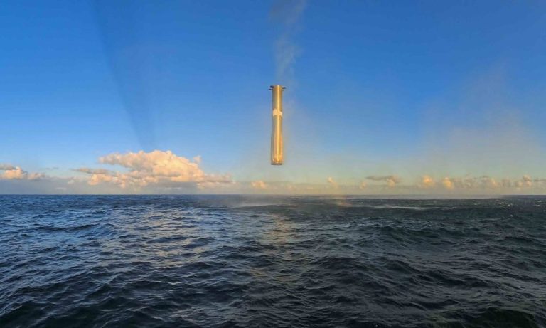 SpaceX dévoile un exploit de booster Starship si incroyable qu’il semble irréel