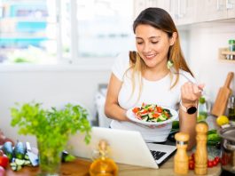 Les causes et solutions naturelles pour vaincre le ventre gonflé