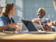 La divulgation de soi au travail : renforcer les liens et la communication au sein de l'équipe