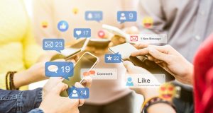 Comment utiliser Facebook pour trouver des groupes de soutien ? : Astuces et conseils pour optimiser votre recherche en ligne