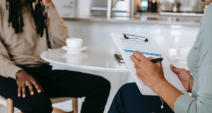 Découvrez les secrets de la gestion des ressources humaines : qu'est-ce que cela implique pour les entrepreneurs et les entreprises ?