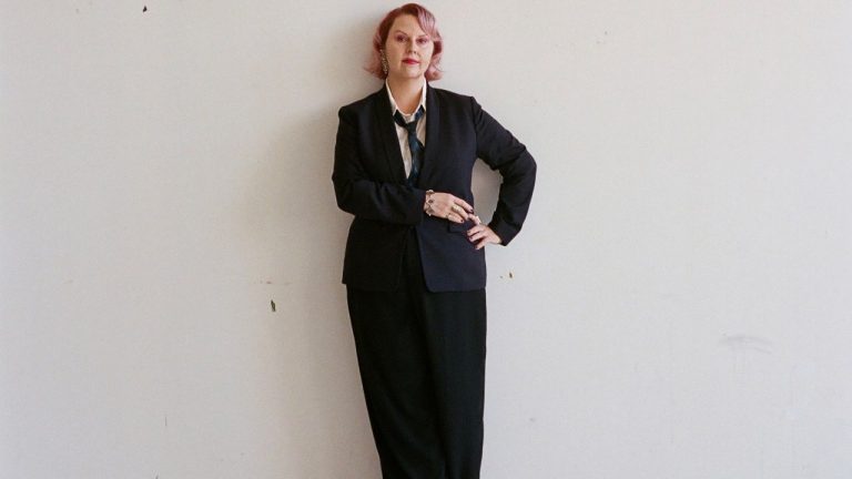 Paula Kelley des Drop Nineteens révèle son premier album solo en 20 ans avec une nouvelle chanson accrocheuse à écouter