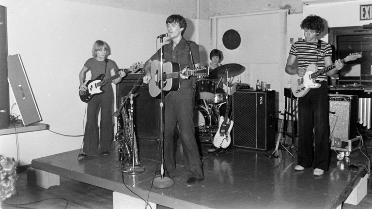 Les Talking Heads annoncent la sortie d’une compilation de raretés pour le Black Friday de Record Store Day