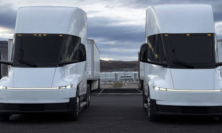 Elon Musk prévoit l’arrivée du Tesla Semi en Europe l’année prochaine : révolution des camions électriques en vue.